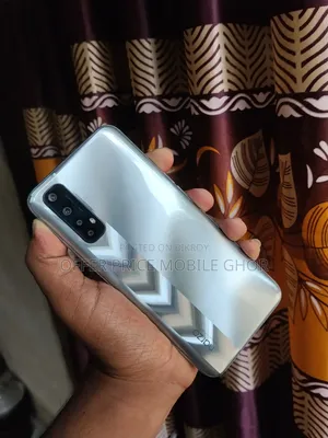 রিয়েলমি নার্জো ২০ প্রো ৬৪ জিবি গোল্ড