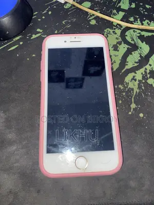 Apple iPhone 8 64 GB Gold