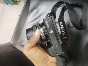 Sony Alpha A6400 Mirrorless Camera - Superb Condition