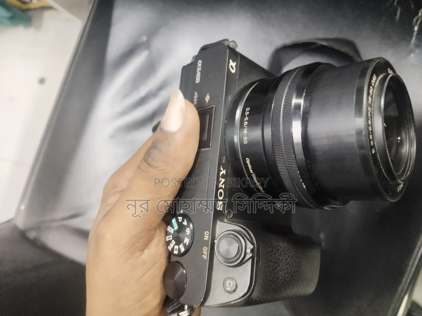 Sony Alpha A6400 Mirrorless Camera - Superb Condition