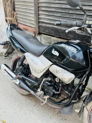 রানার বুলেট ১০০ ২০২০ ব্ল্যাক