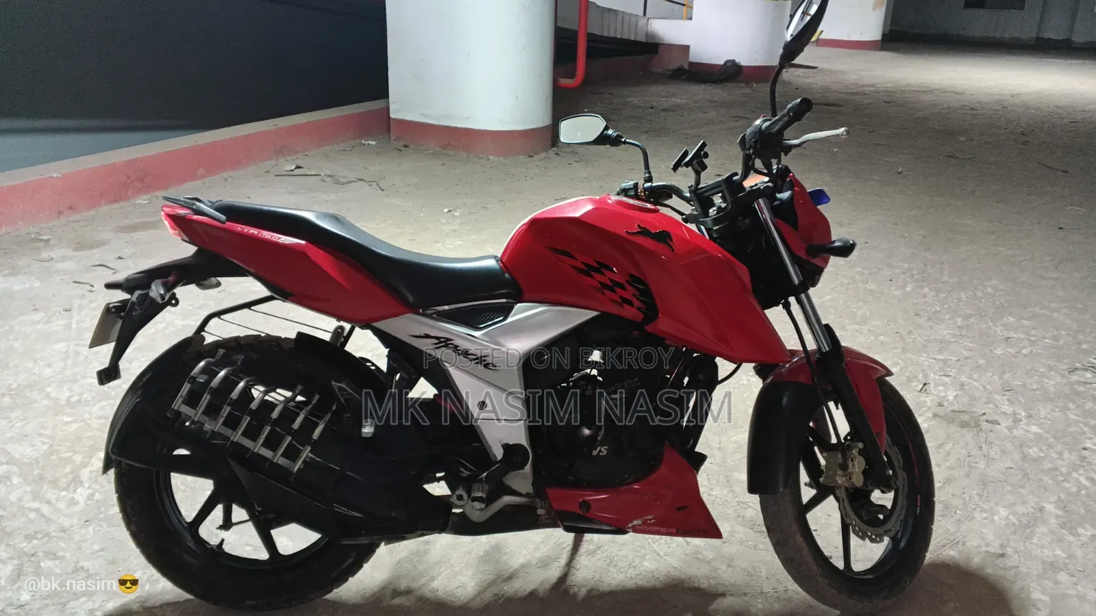 TVS Apache 160 4V 2019 Red