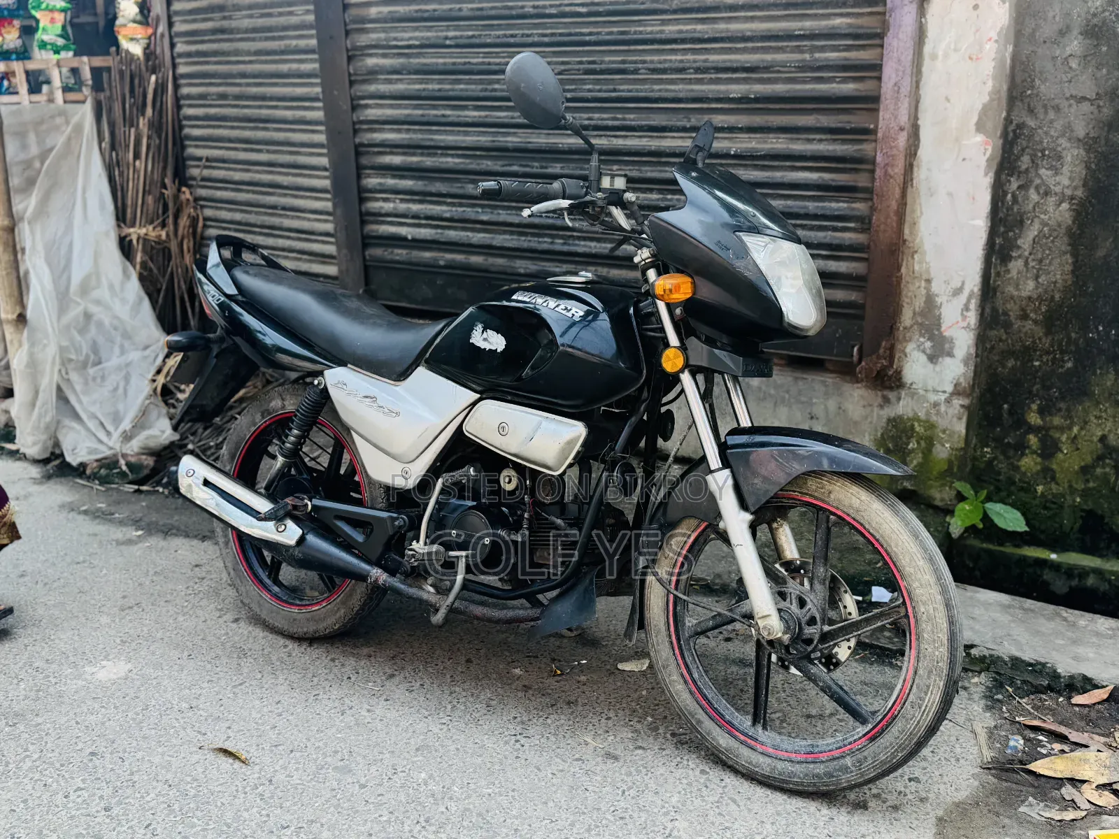 রানার বুলেট ১০০ ২০২০ ব্ল্যাক