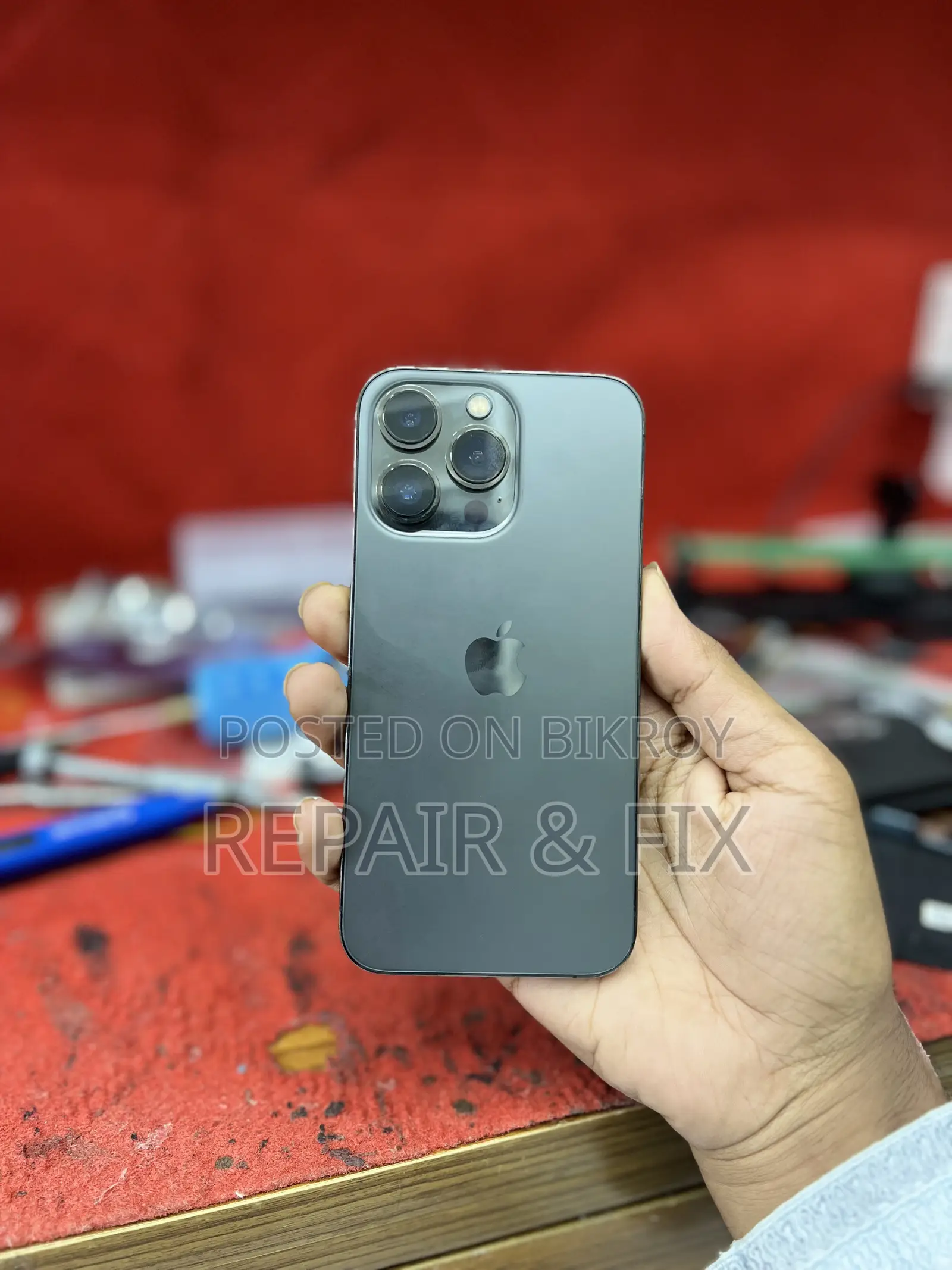 অ্যাপল আইফোন ১৩ প্রো ২৫৬ জিবি ব্ল্যাক