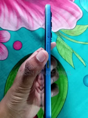 ইনফিনিক্স হট ৬০আই ১২৮ জিবি নীল