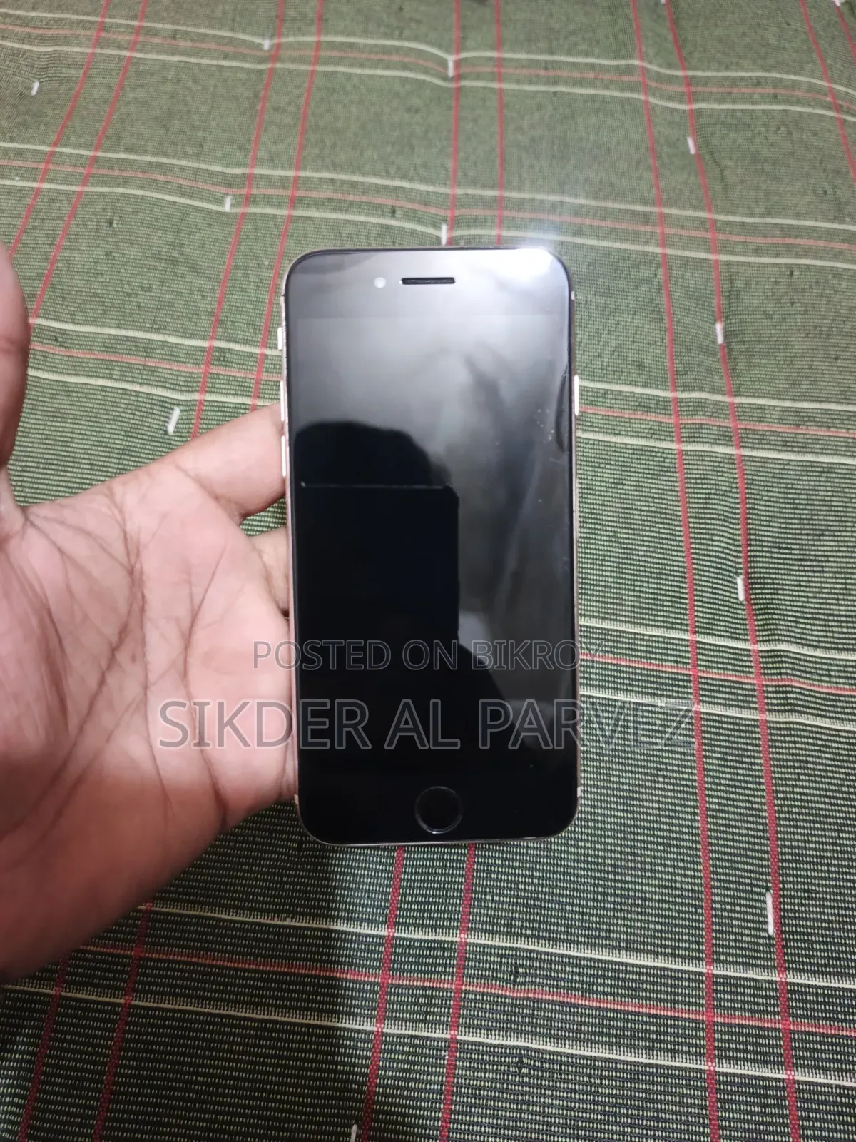 অ্যাপল আইফোন ৮ ৬৪ জিবি পিংক