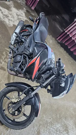 TVS Apache RTR 160 2V 2019 Black