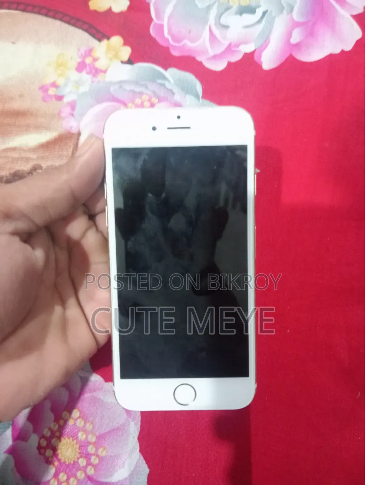 Apple iPhone 6s 64 GB Rose Gold