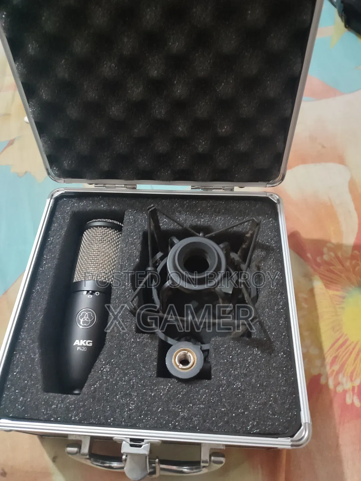 AKG P420 Dual-Capsule True Condenser Microphone