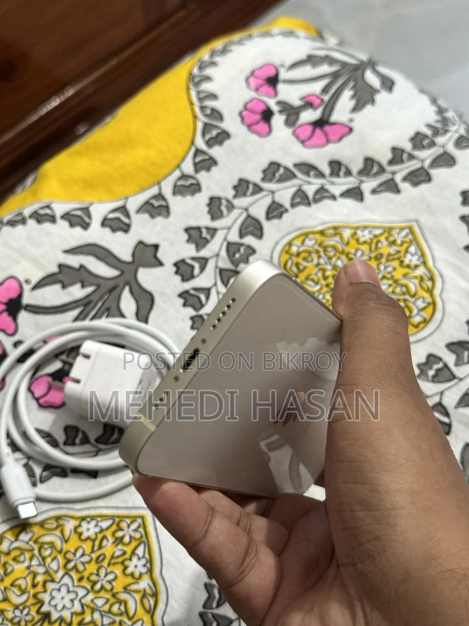 New Apple iPhone 13 128 GB White