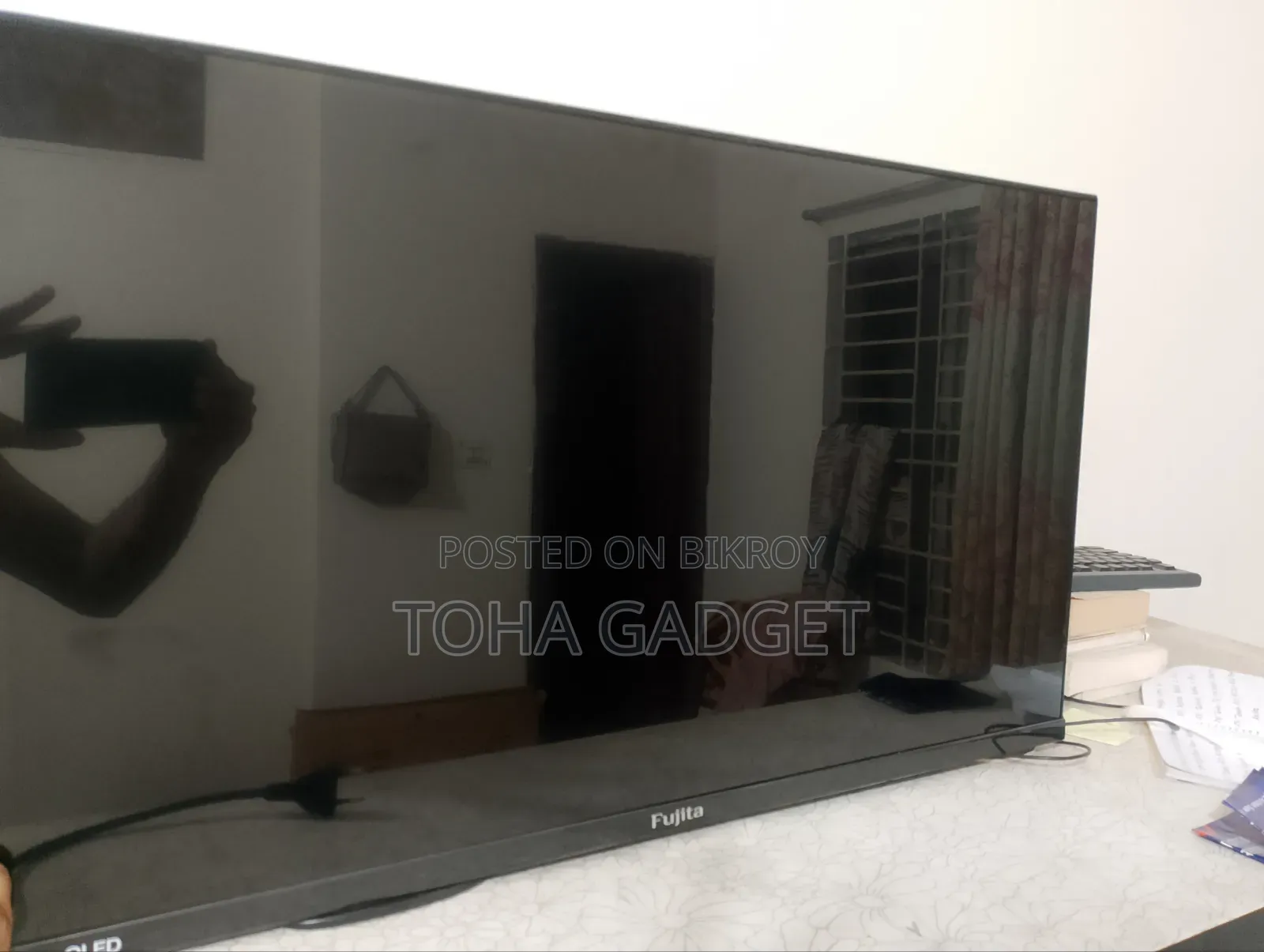 Fujita 32-Inch QLED Google TV
