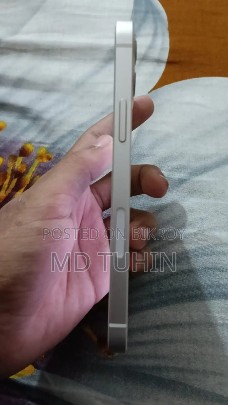 অ্যাপল আইফোন ১২ ১২৮ জিবি হোয়াইট
