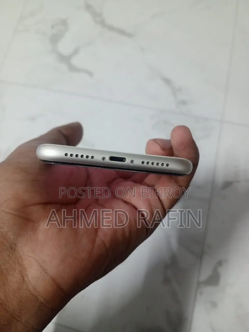 অ্যাপল আইফোন ১১ ১২৮ জিবি হোয়াইট