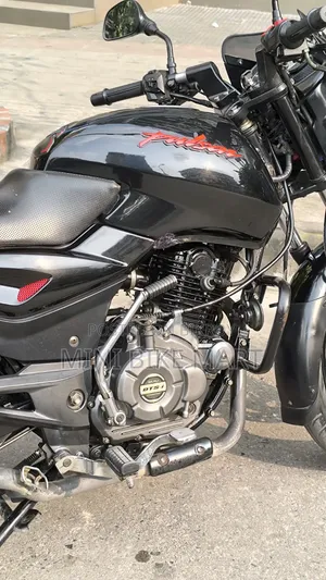 Bajaj Pulsar 150 2023 Black