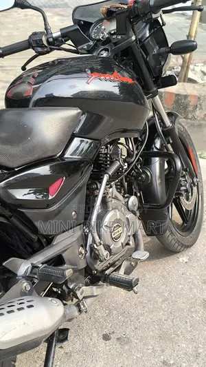 Bajaj Pulsar 150 2023 Black