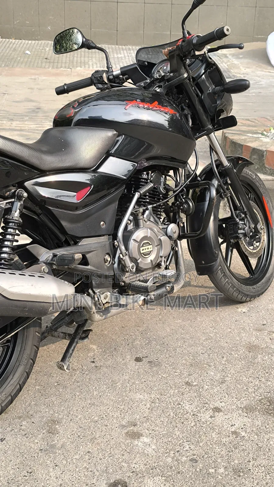 Bajaj Pulsar 150 2023 Black