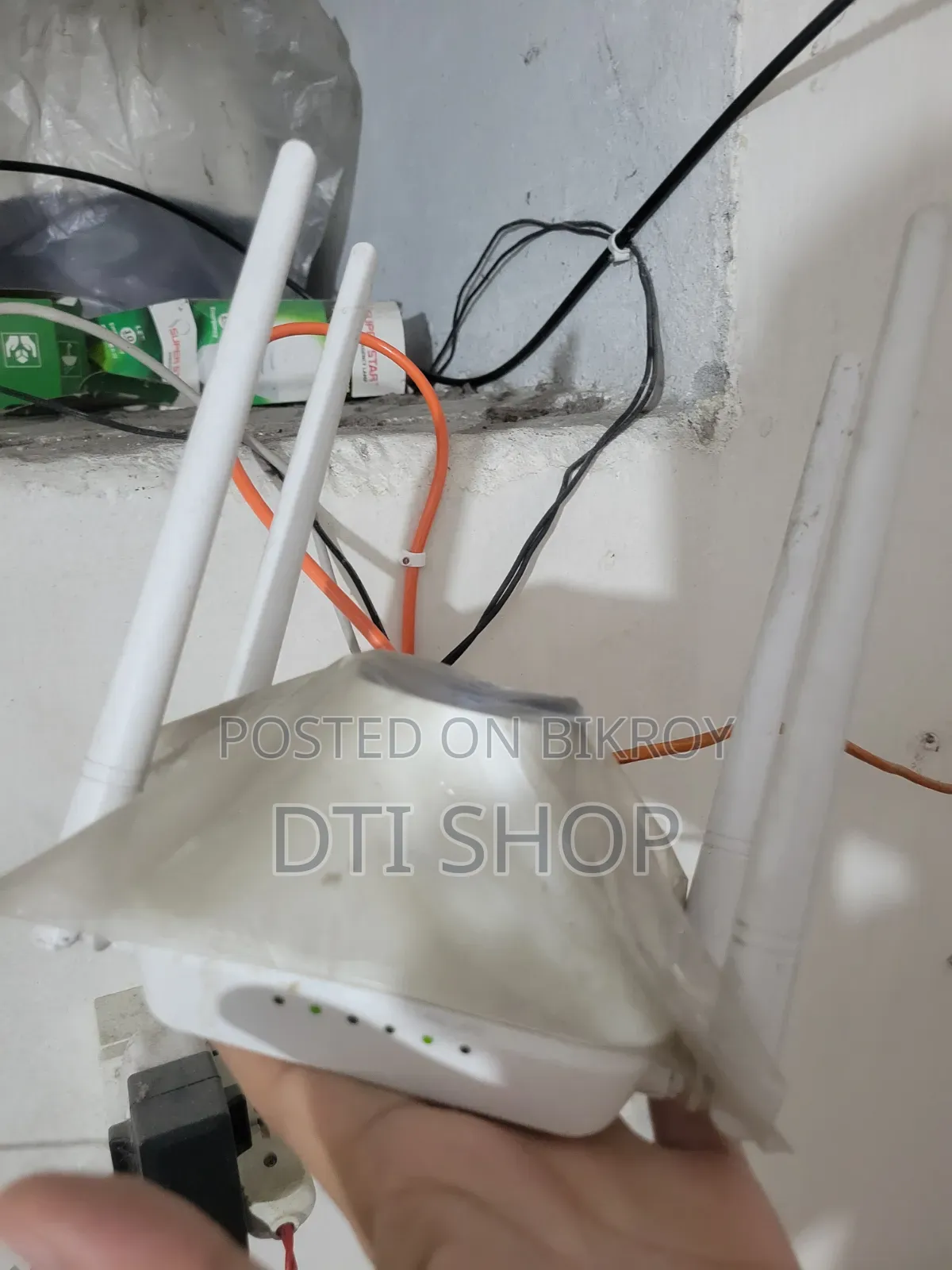 Tenda F6 Router