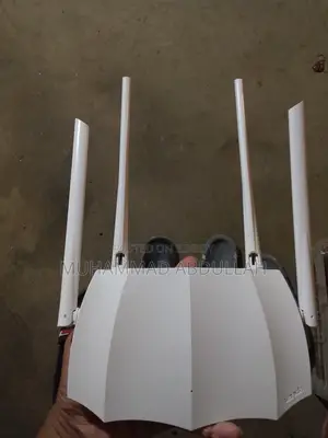 Smart Dual - Band WiFi Router