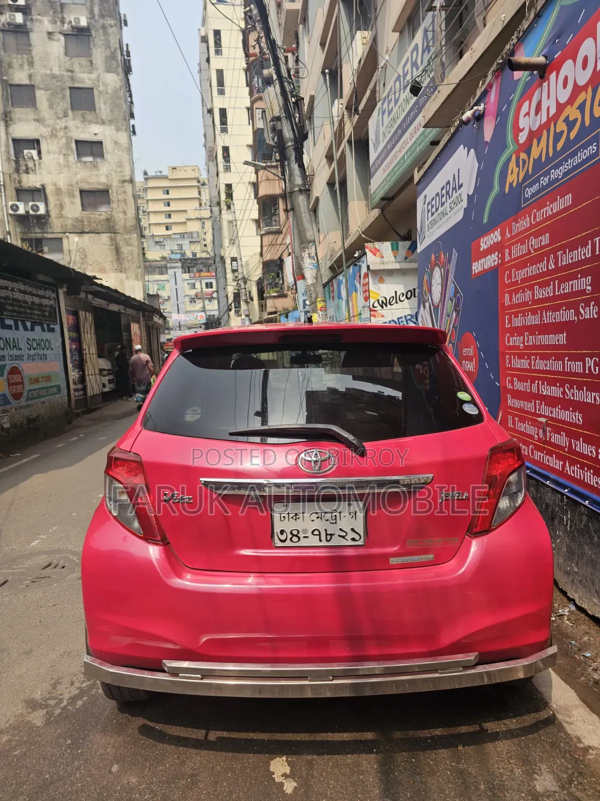 Toyota Vitz 1.3 FWD 5dr 2012 Pink
