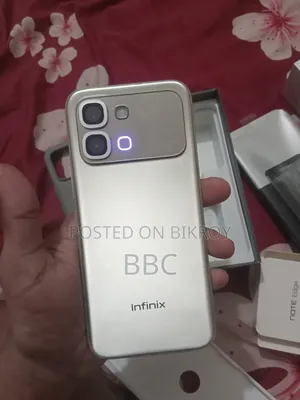 নতুন ইনফিনিক্স নোট এজ ২৫৬ জিবি সাদা