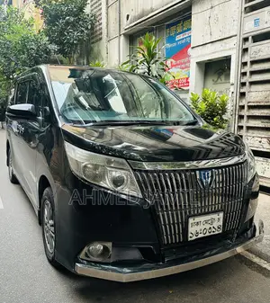 Toyota Esquire 2014 Black