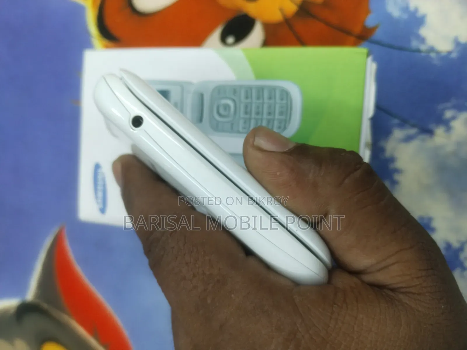নতুন স্যামসাং ৪ জিবি সাদা