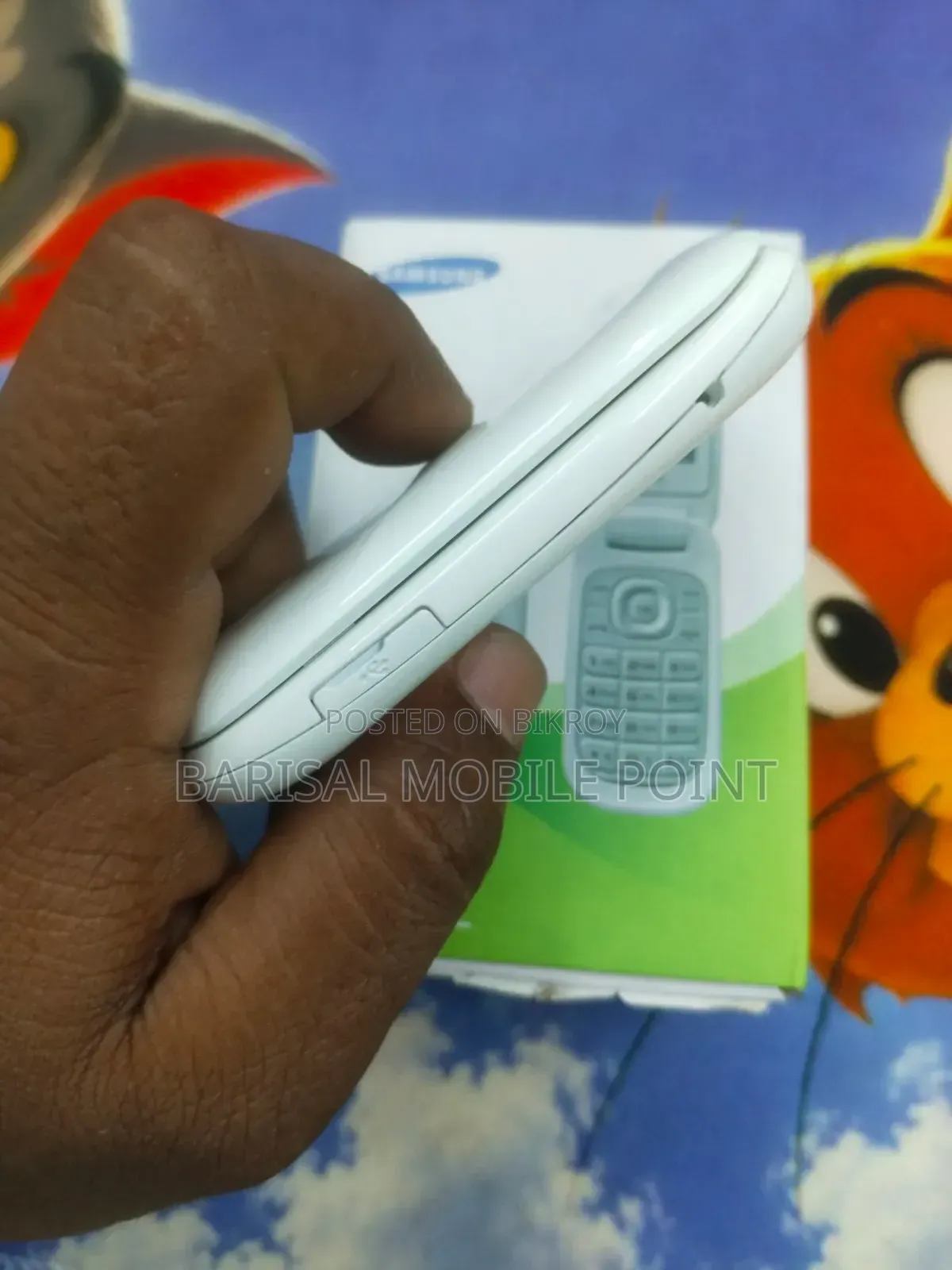 নতুন স্যামসাং ৪ জিবি সাদা