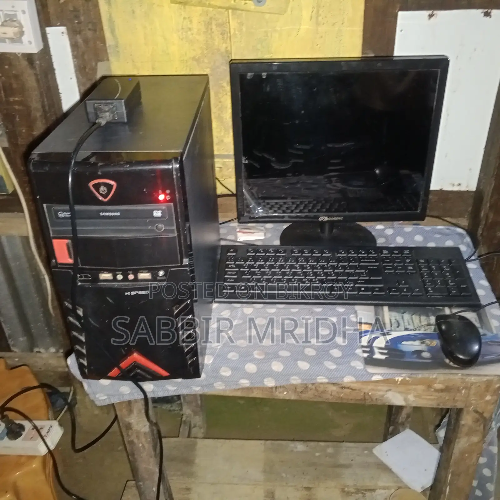 Desktop Computer 4GB HDD+SSD 350GB