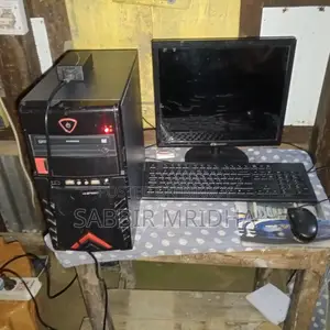 Desktop Computer 4GB HDD+SSD 350GB