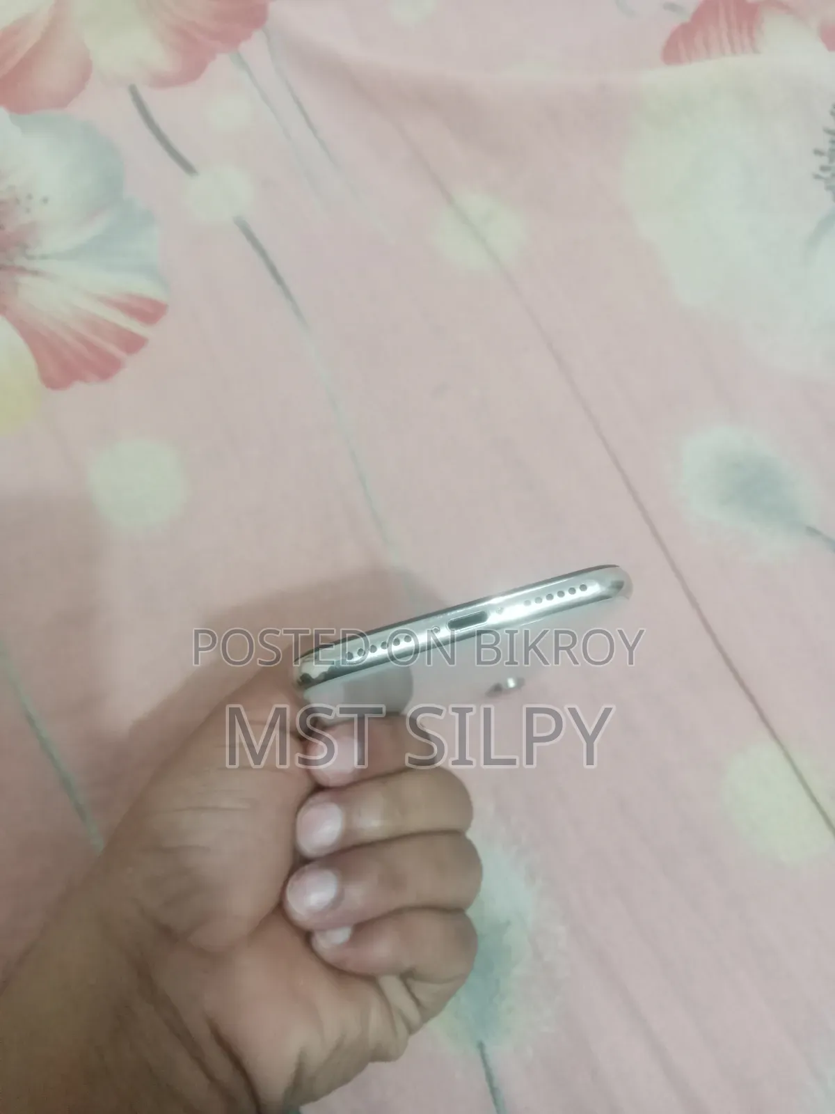 অ্যাপল আইফোন এক্স ৬৪ জিবি ব্রোঞ্জ