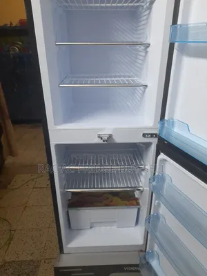 একটি ফ্রিজ বিক্রি হবে