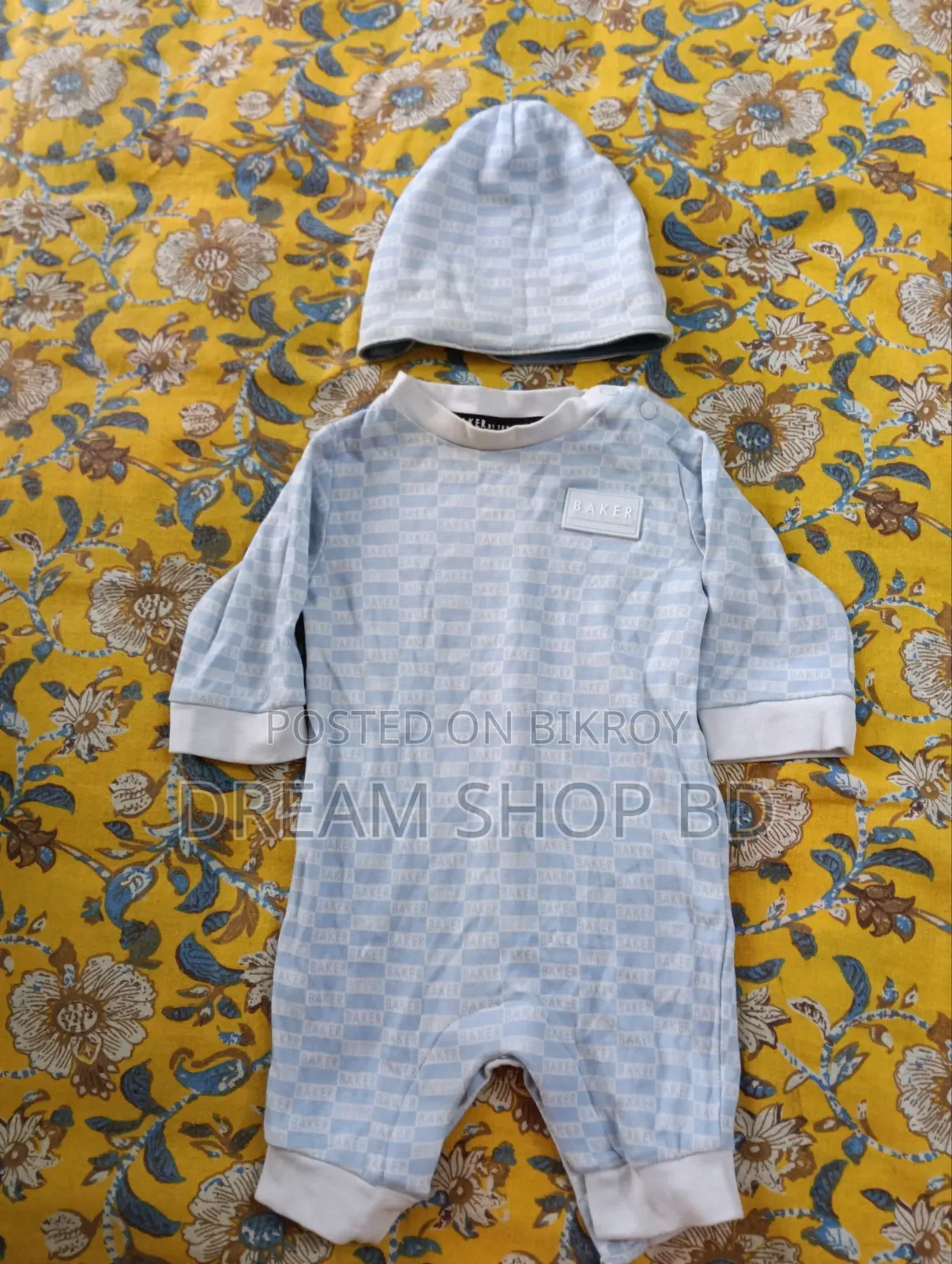 Newborn's (0-4 Months) Hoodie With Pants