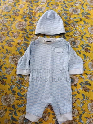 Newborn's (0-4 Months) Hoodie With Pants