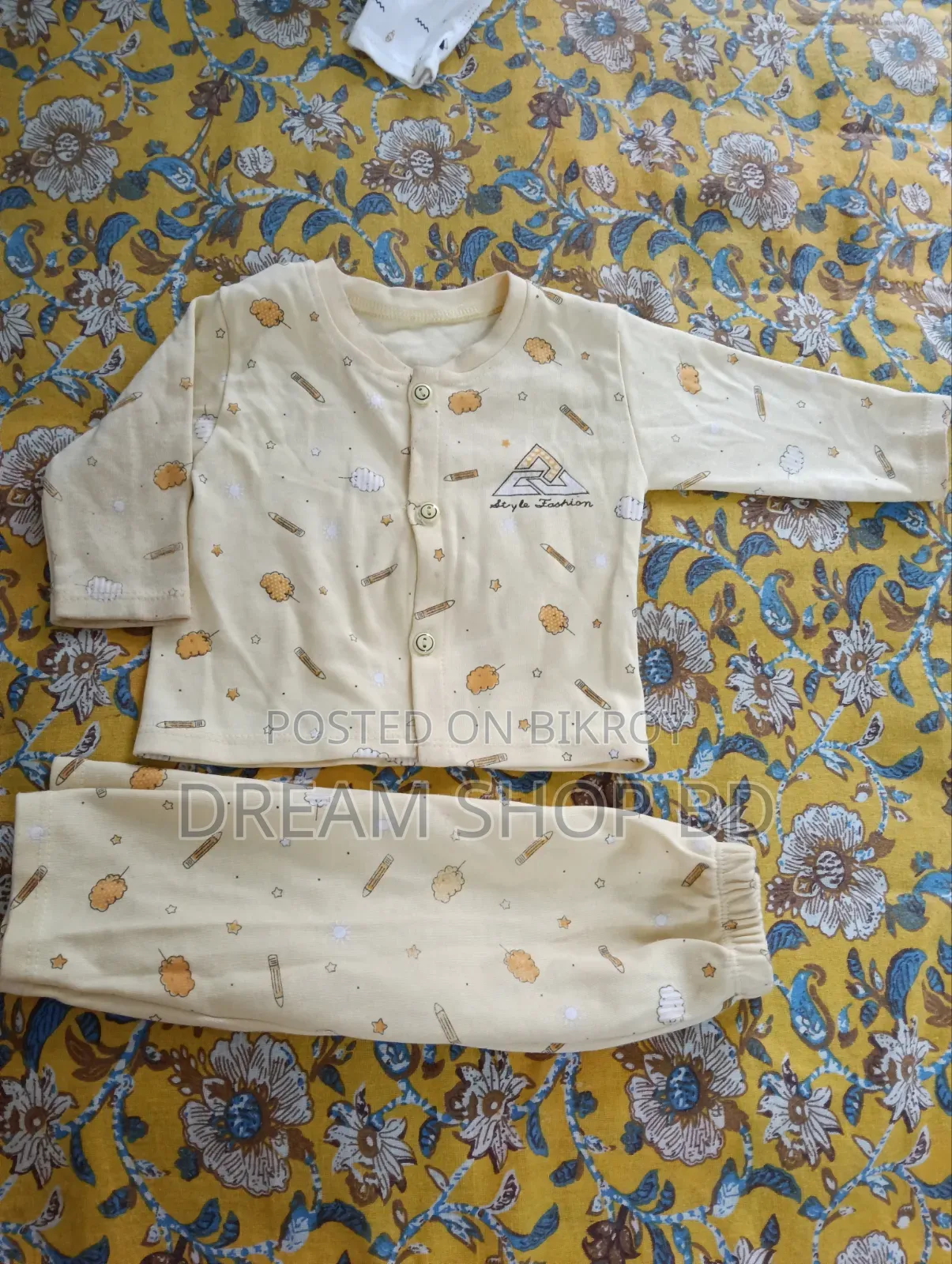 Newborn's (0-4 Months) Hoodie With Pants
