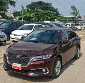 টয়োটা অ্যালিওন ২০১৭ রেড