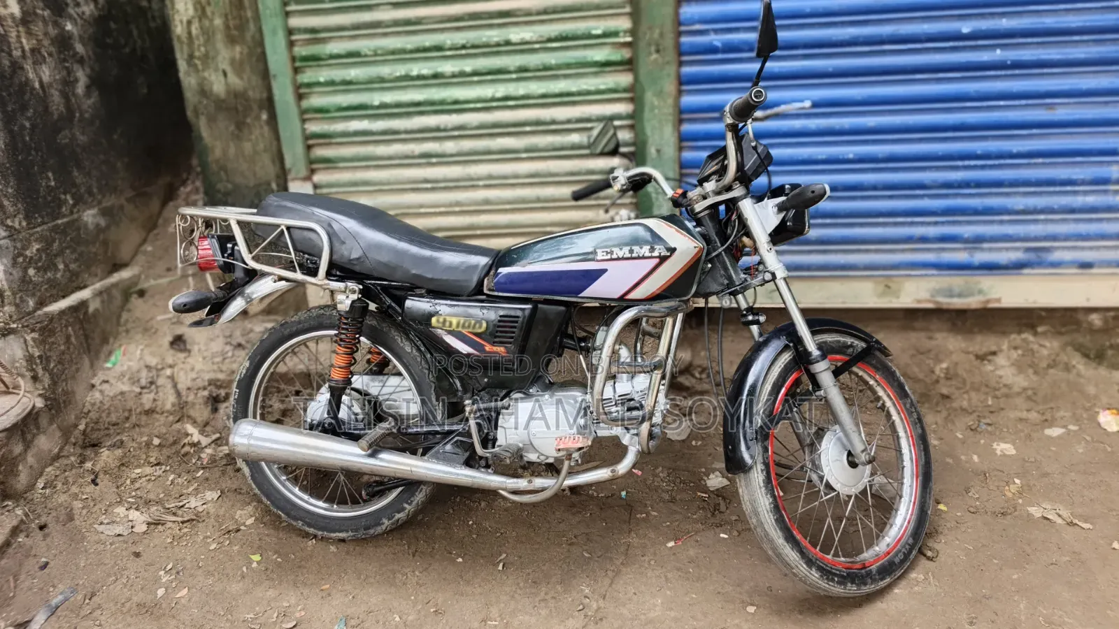 মোটরসাইকেল ২০১১ নীল