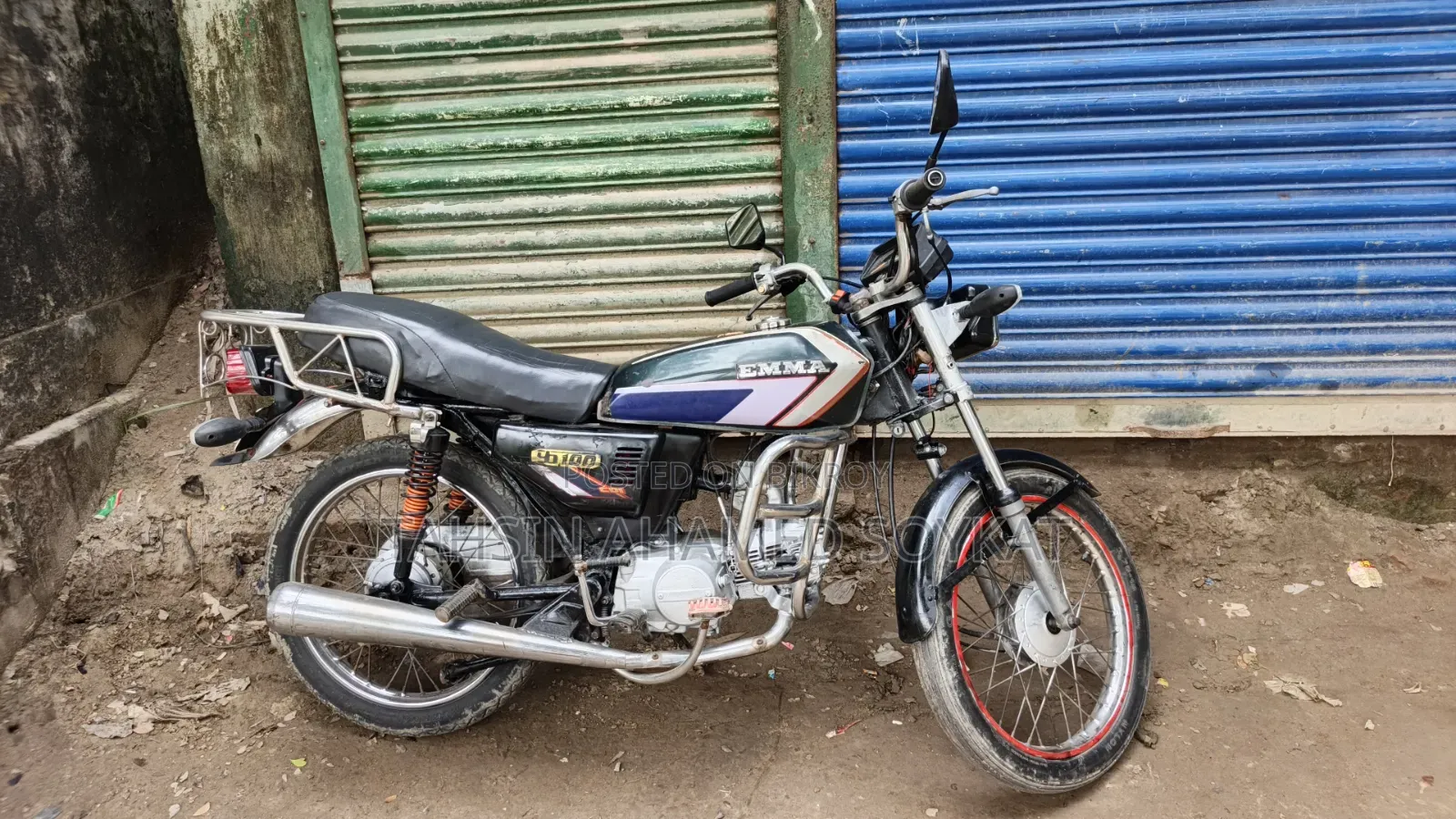 মোটরসাইকেল ২০১১ নীল