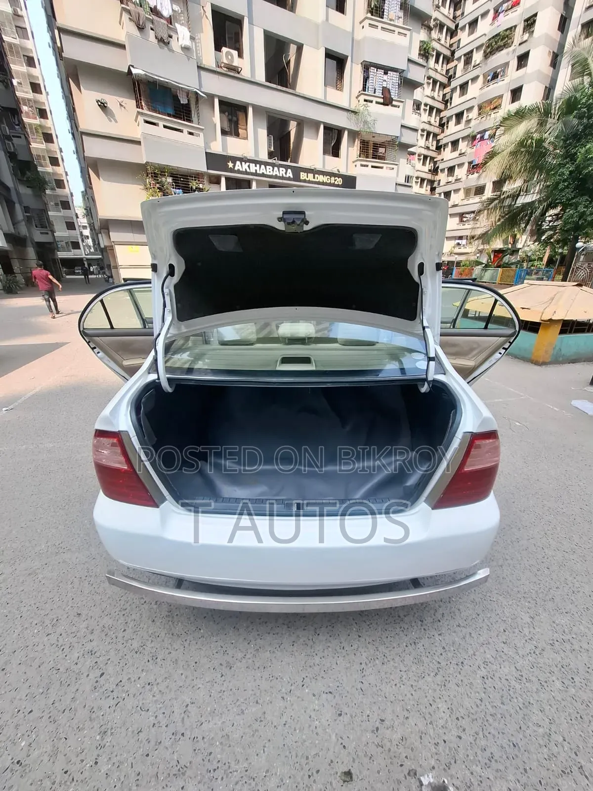 Toyota Corolla 2005 White