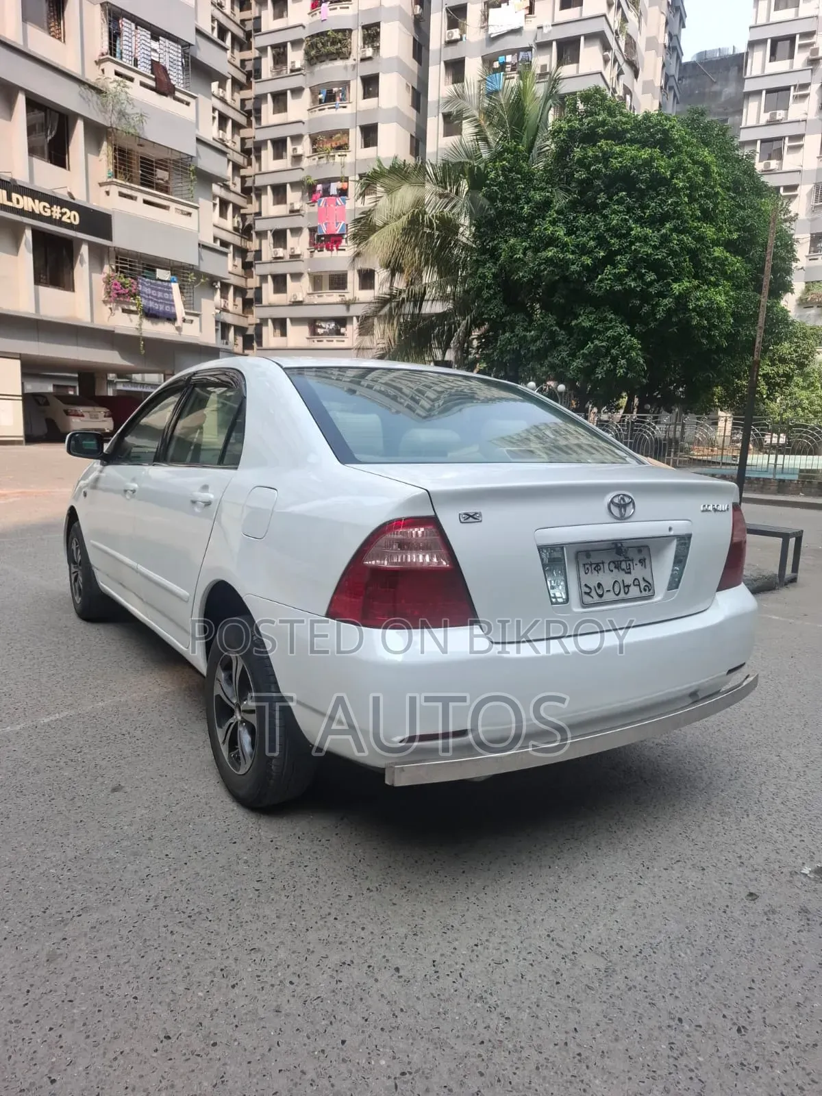 Toyota Corolla 2005 White