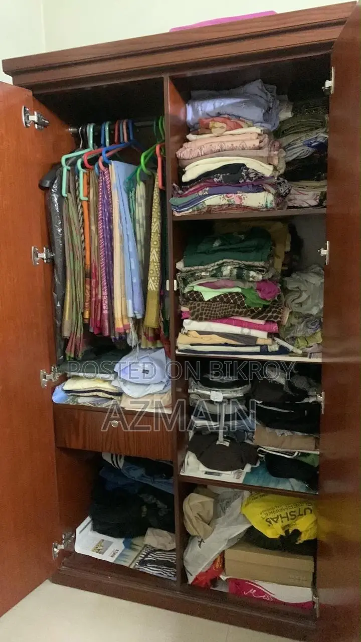 Wooden Almirah/Cupboard