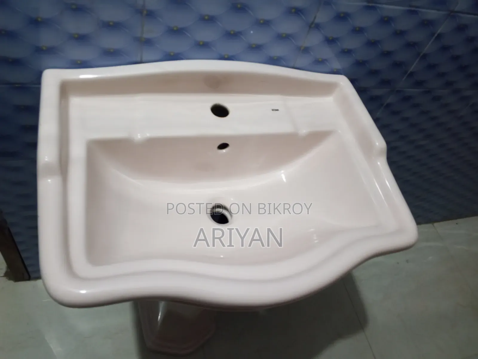 Some new commode basins for sale