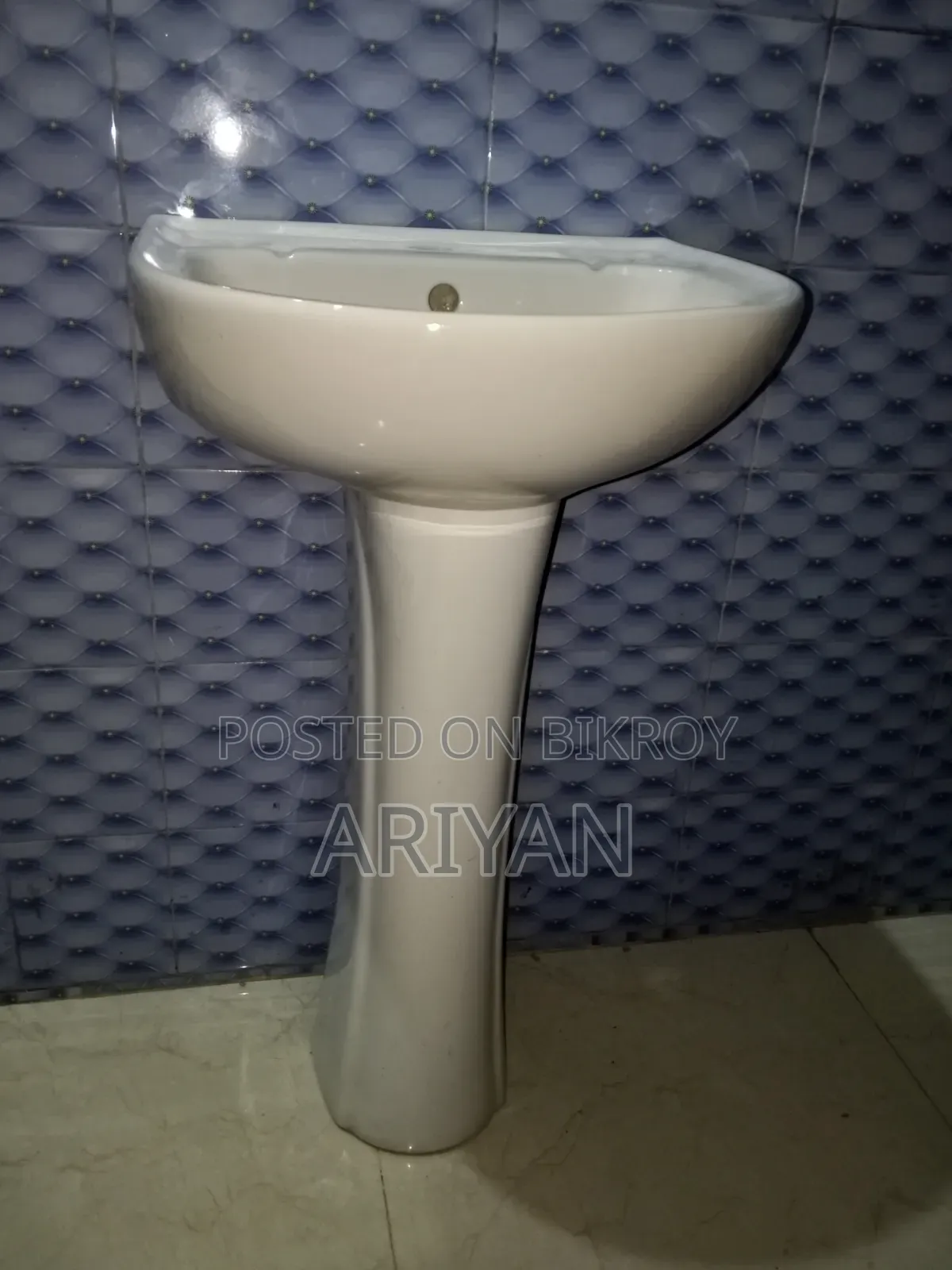 Some new commode basins for sale