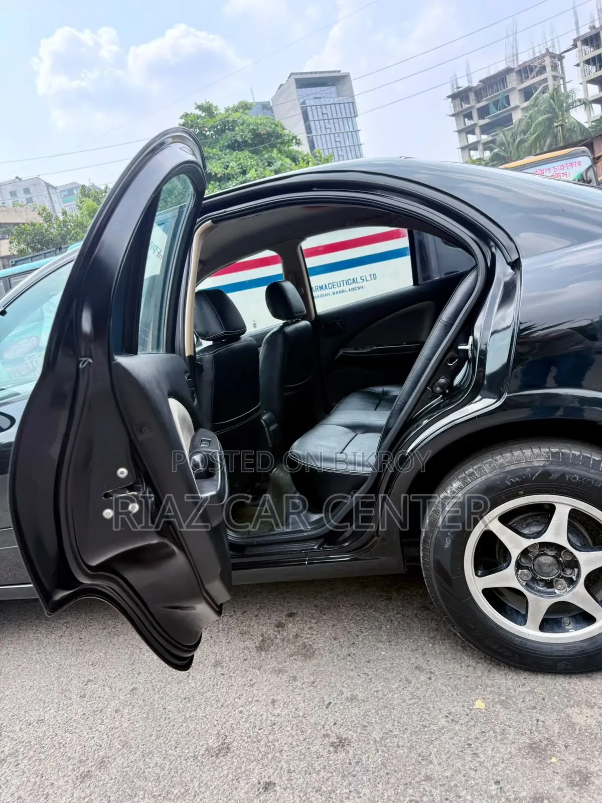 Nissan Sunny 2005 Black