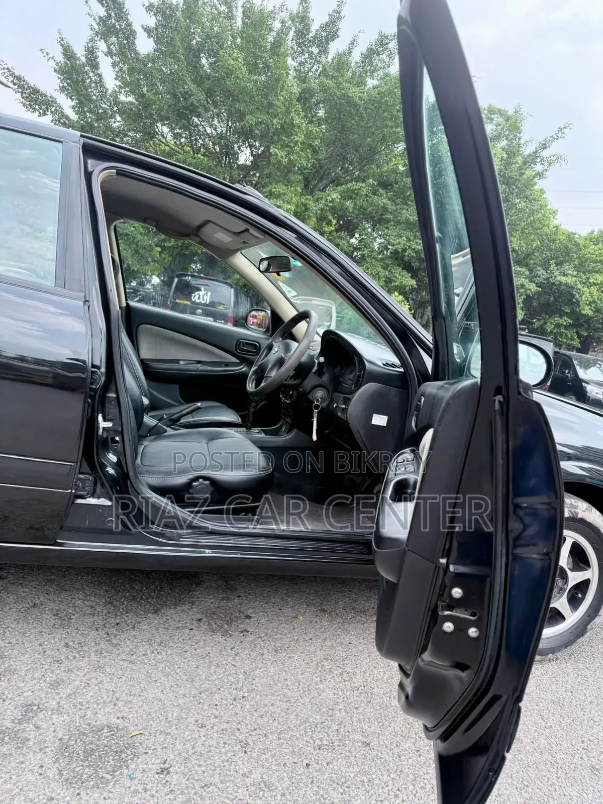 Nissan Sunny 2005 Black