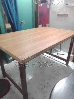 Used Large Wooden Dining / Study Table (60" X 40") for Sale