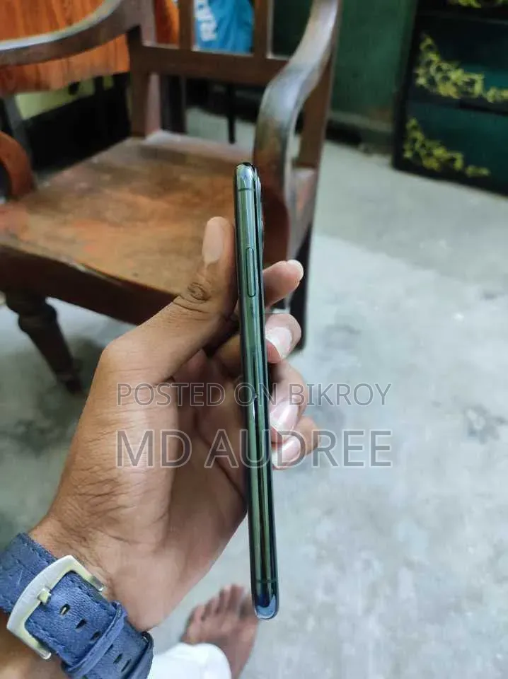 অ্যাপল আইফোন ১১ প্রো ম্যাক্স ৬৪ জিবি গ্রিন