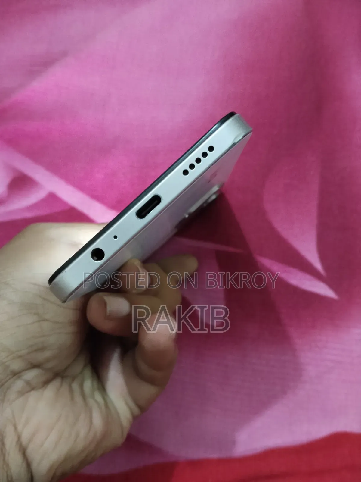 Vivo Y19s 128 GB White