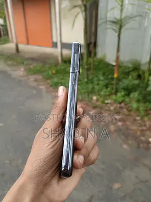 স্যামসাং গ্যালাক্সি এস২১ ৫জি ১২৮ জিবি ব্ল্যাক