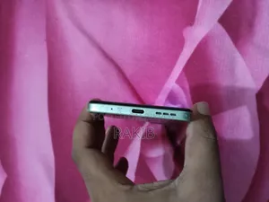 মোটরোহলা মোটো জি২৪ ১২৮ জিবি