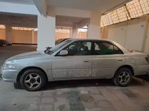 Toyota Carina 2000 Silver